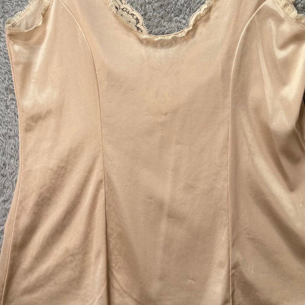VTG Vassarette Lace Edge V-Neck Paneled Fitted Nylon Camisole Beige Women 12/14 - Picture 5 of 7